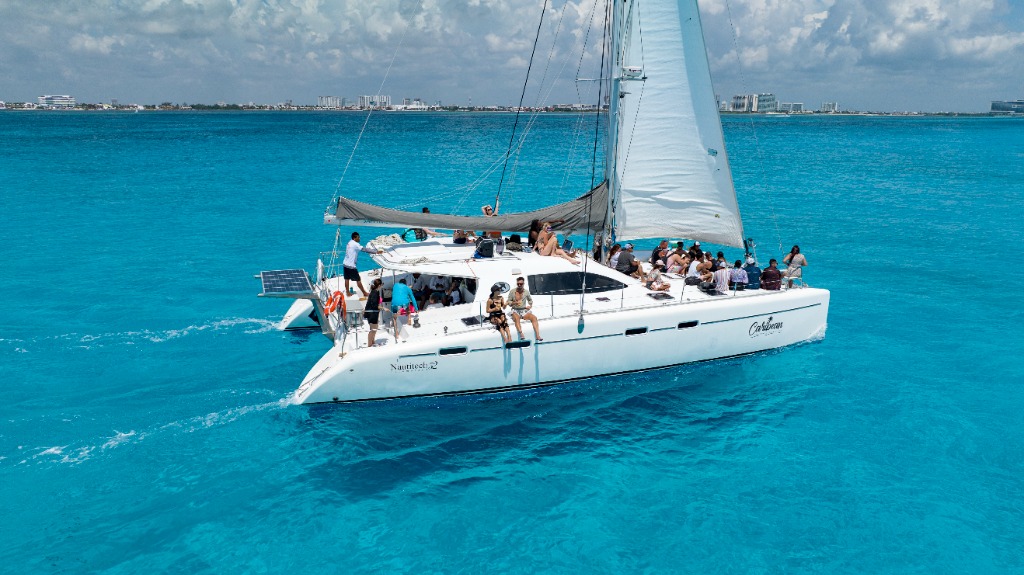 Catamarán Privado (Yate)